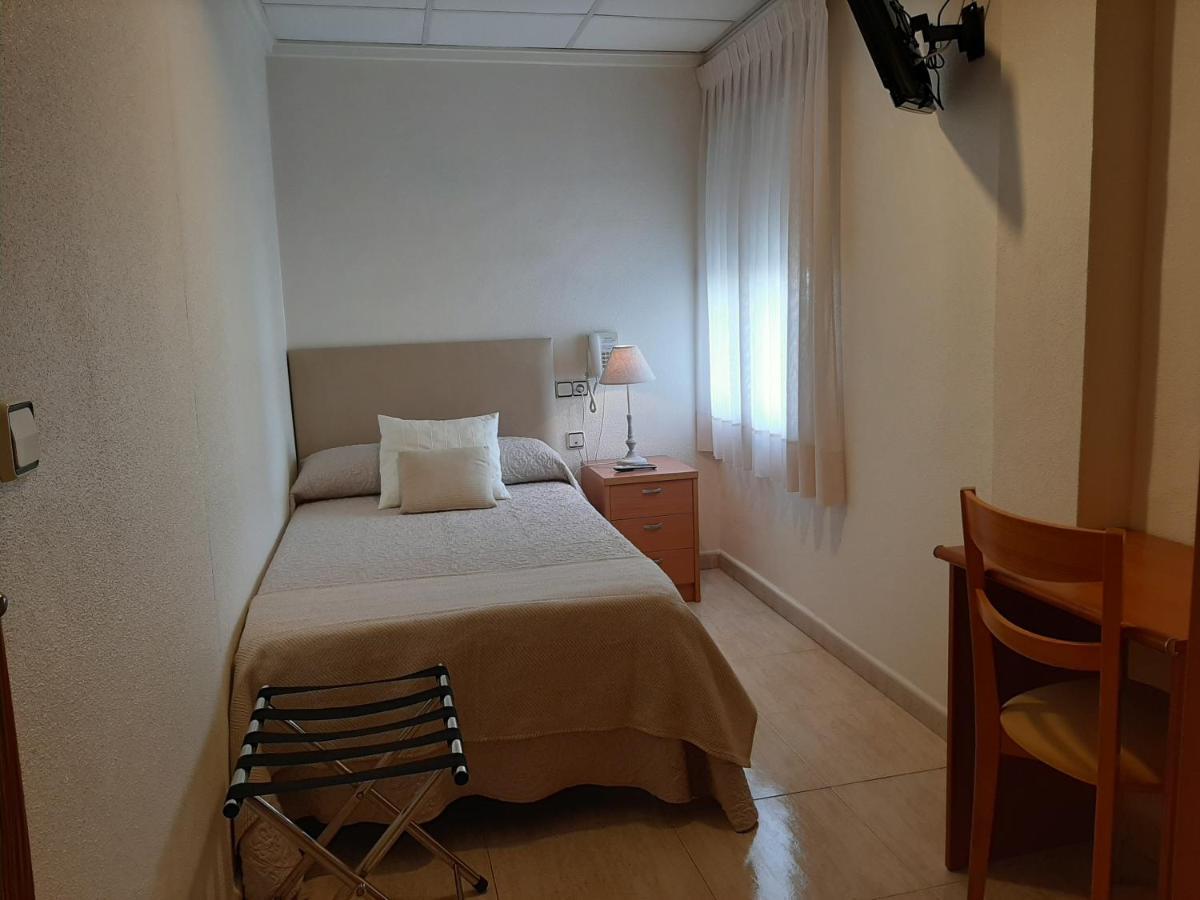 Hostal El Retiro Almoradí Eksteriør bilde
